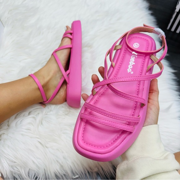 Pink platform sandal - Picture 1 of 7